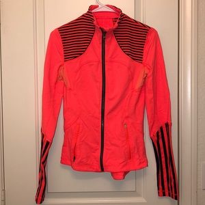 Lululemon Forme jacket size 4